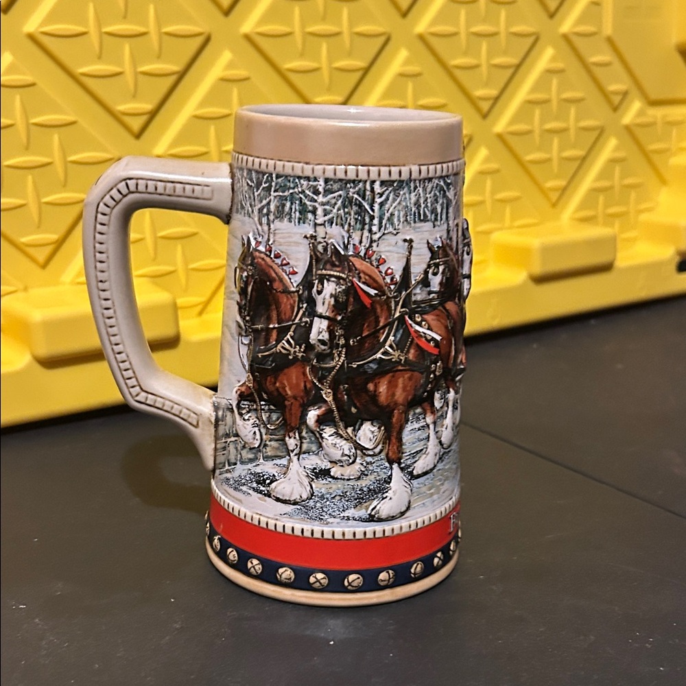 Budweiser Clydesdale Stein with Red and Brown Accents 1988